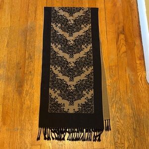 🔥5 FOR $25🔥 James Reversible Black and Taupe Damask Fringe Scarf Wrap
